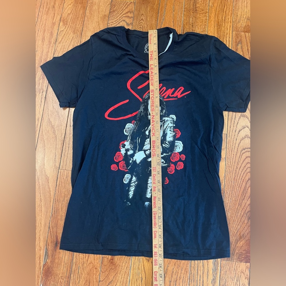 Selena Shirt Black Roses T-Shirt Womens Medium Licensed‎ Quintanilla New - Picture 5 of 8